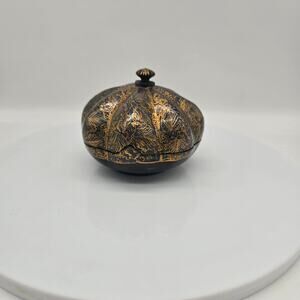 Vintage Handcrafted Kashmiri Papier-Mâché Powder Box Dark Academia Bedroom Decor